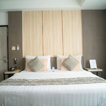 Kyriad Hotel Muraya Aceh Банда-Ачех Экстерьер фото